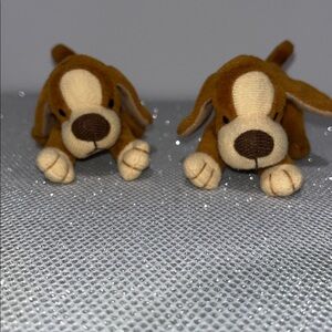 2x Tiny vintage Mcdonalds #1 2001 Toys R Us Animal Alley DARBY Plush Dog